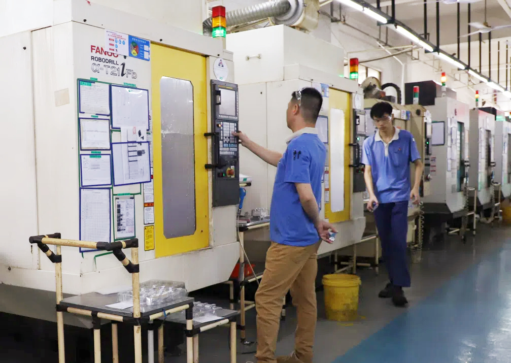 One Stop CNC Service: From Raw Material to Surface Finish